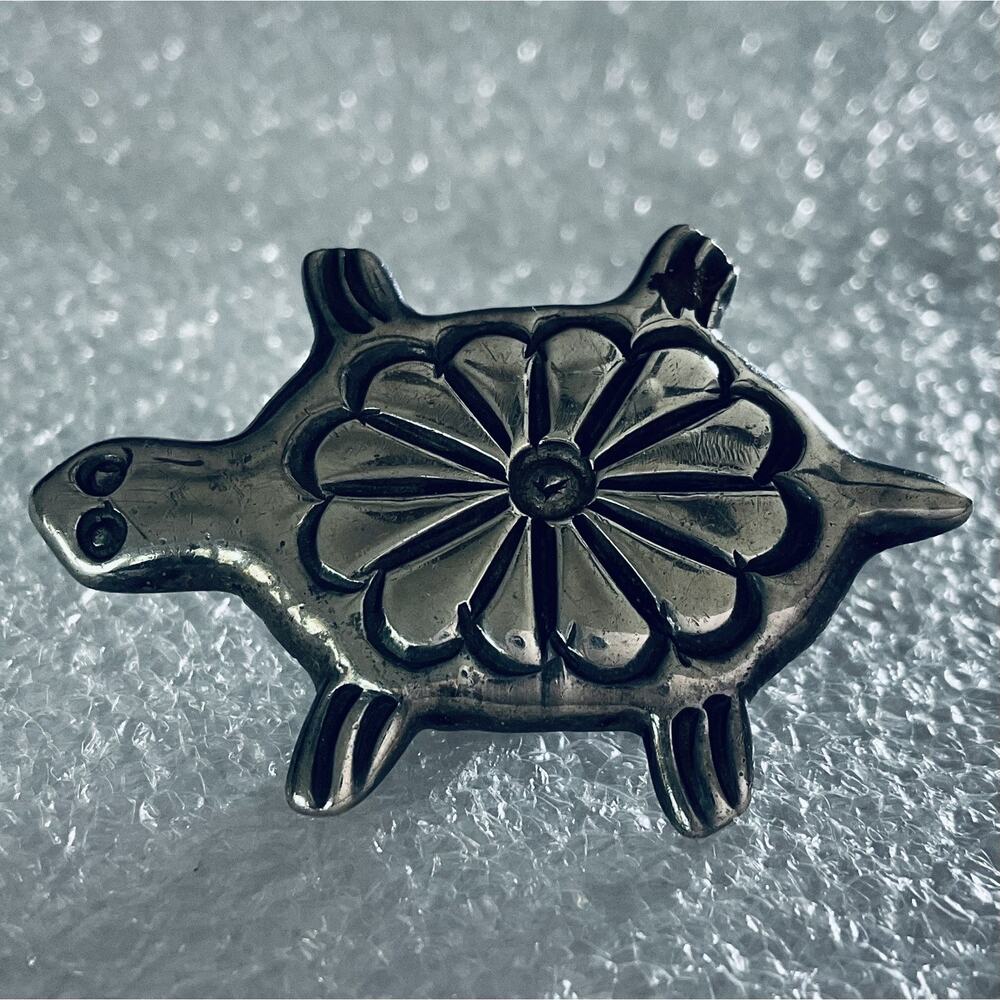 Vintage Signed AM Sterling Silver Turtle Brooch 14.5g Animal Floral Shell Pin